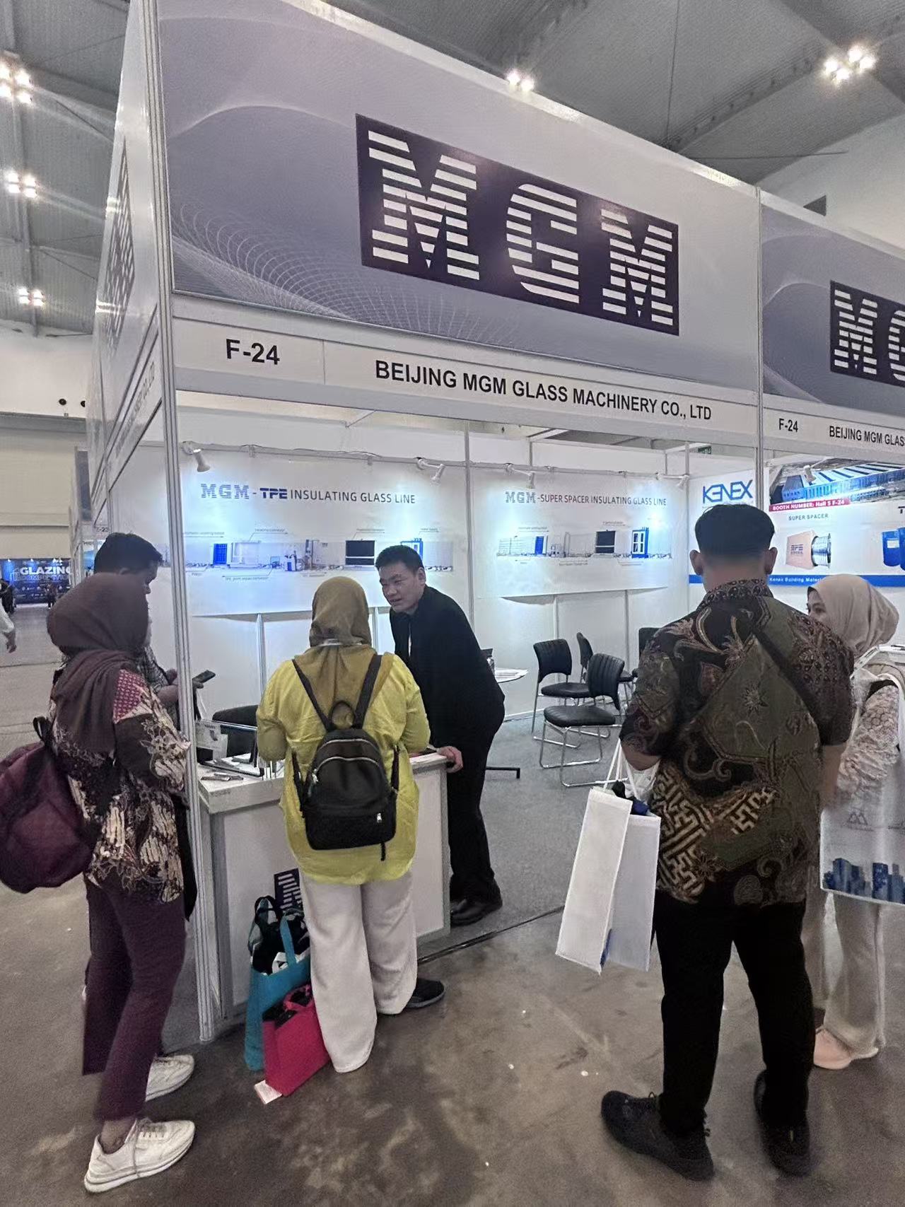 1763521084546121.jpg becf579a7681ef607f6e7cd7648cfff3.jpg